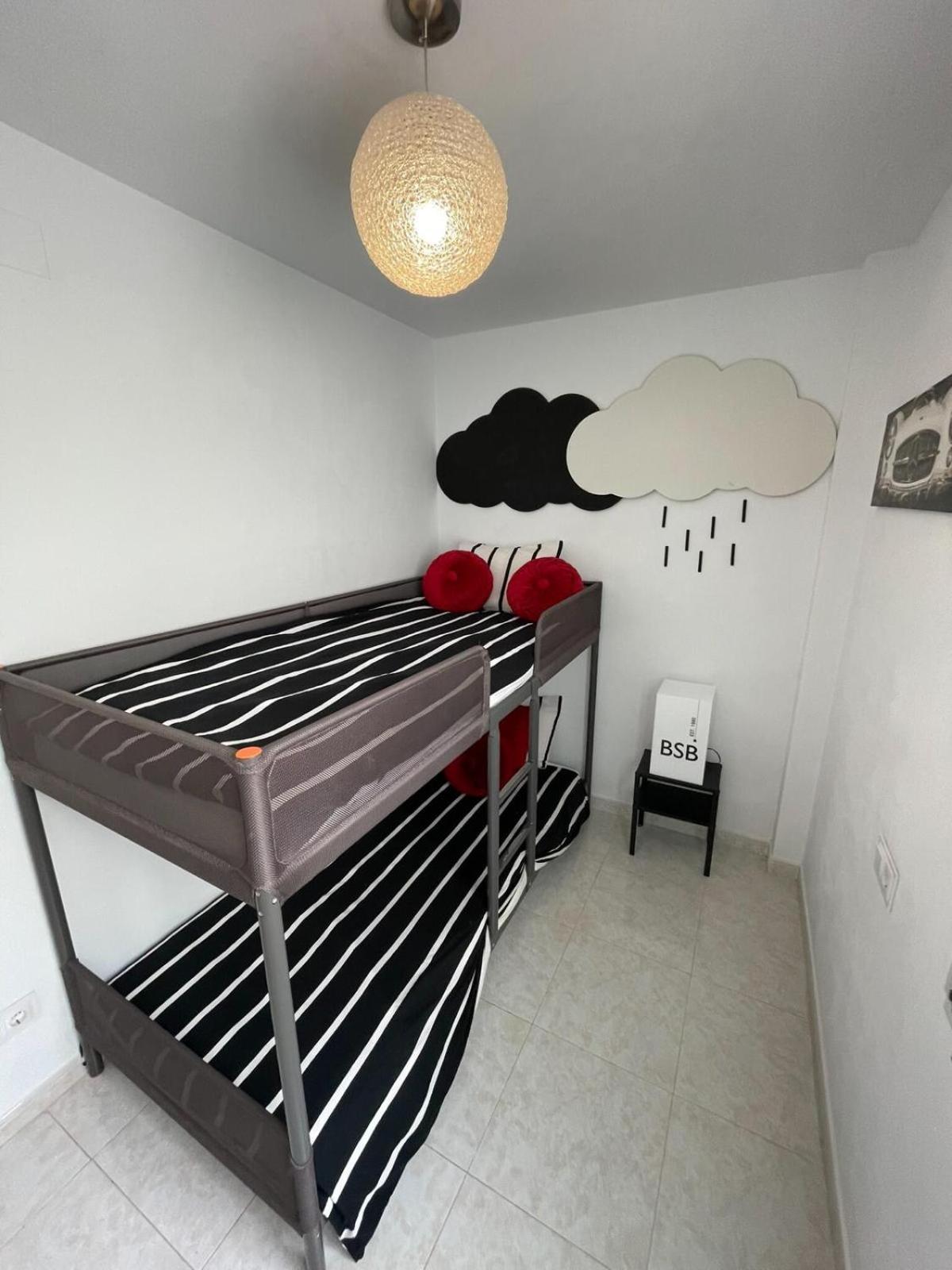 Vivalidays Yolanda Apartamento Calella Exterior foto